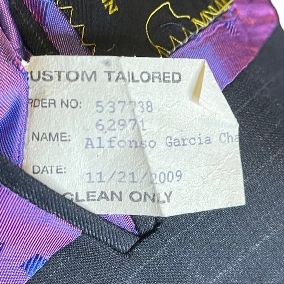 Edward Baumann Clothiers Men’s Charcoal Pinstripe Blazer - Approximate Size 46” - Picture 12 of 12